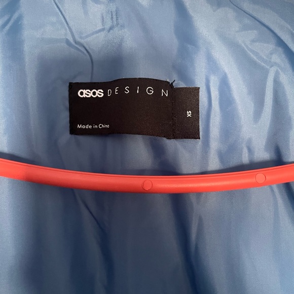 ASOS DESIGN borg puffer jacket in blue dogtooth print - Picture 5 of 6